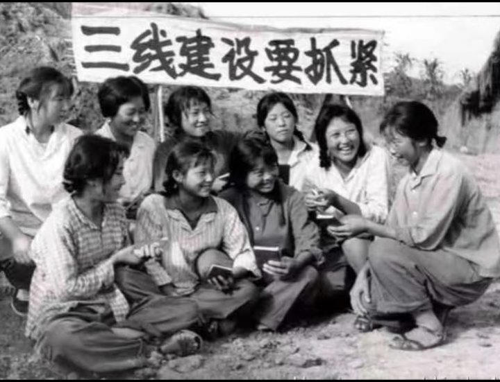 大光路街道党工委及“两新”党组织莅临旁听指导伟易博党支部组织生涯会-伟易博
